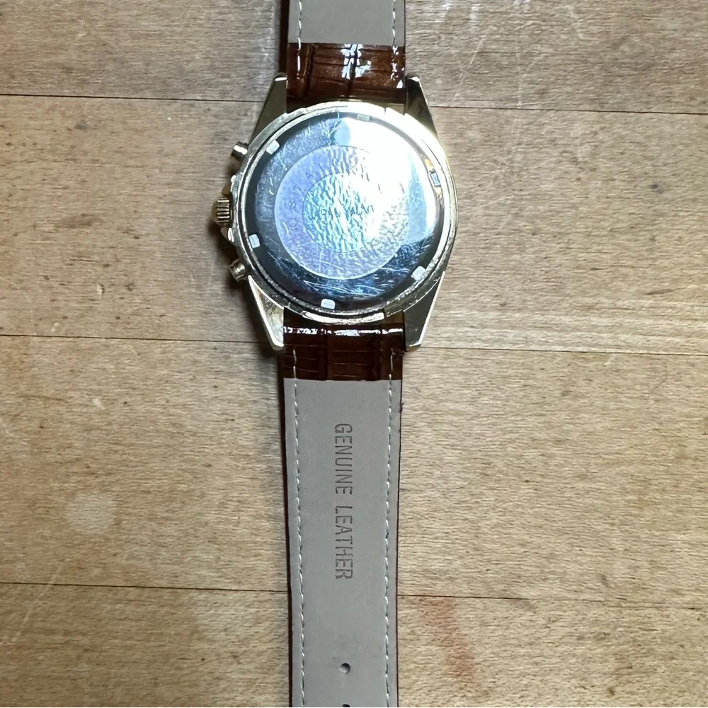 NEW Geneva Ladies Watch Genuine Leather Band | Mother Pearl Face | NWOT - Picture 6 of 9